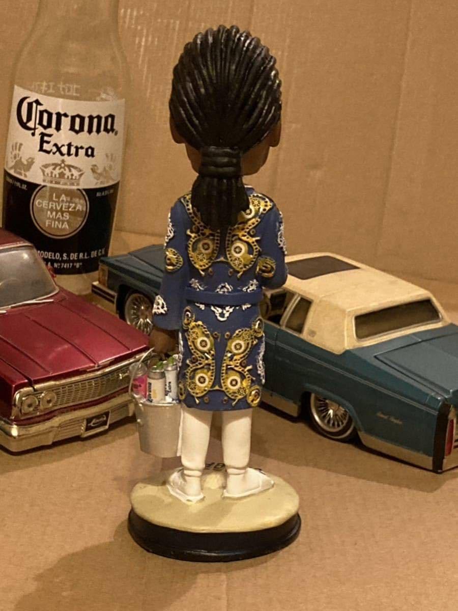 Amazon.co.jp: スヌープドッグ ボブルヘッド Snoop Corona Beer 首振り